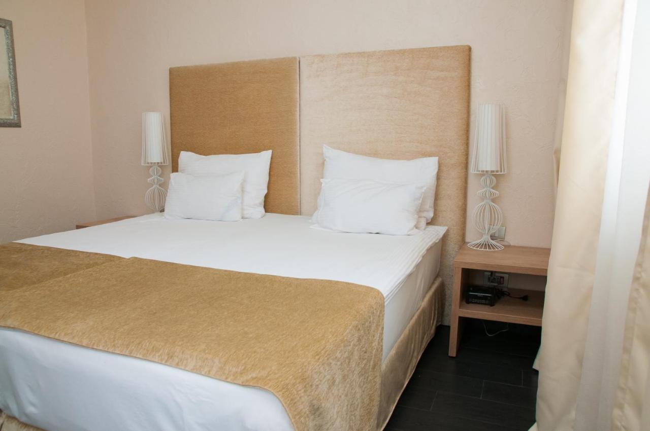 Hotel Astoria บุดวา ภายนอก รูปภาพ
